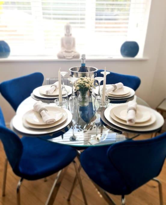 The Hideaway Luxury 5* 2 Bed Garden Apartment Scarborough Bagian luar foto